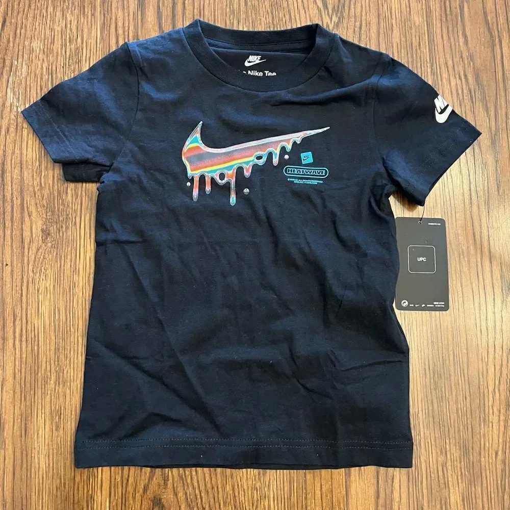 Nike Heatwave kids 4T Tshirt. Colorful. NWT.